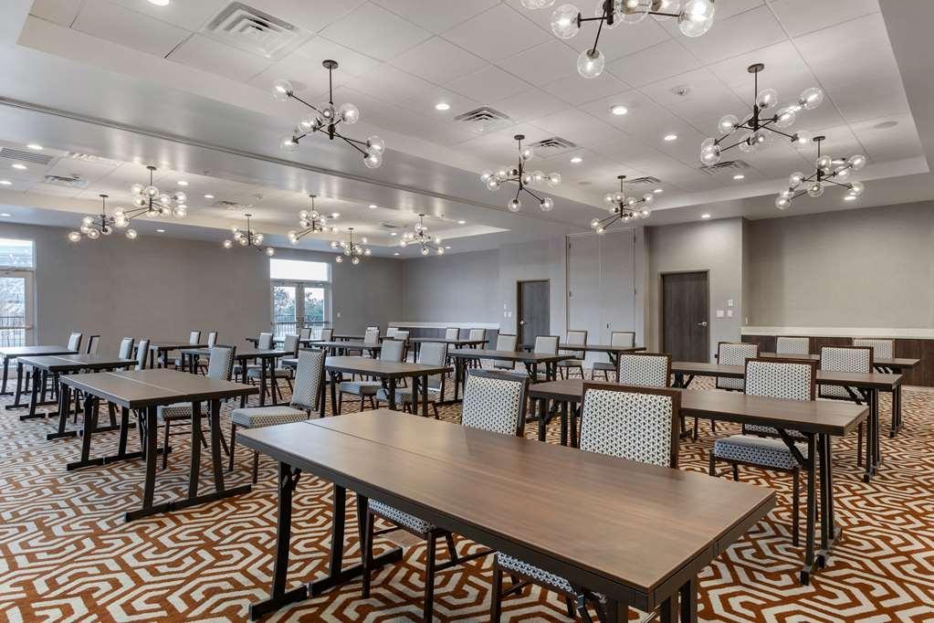 Cambria Hotel Richardson - Dallas Удобства фото
